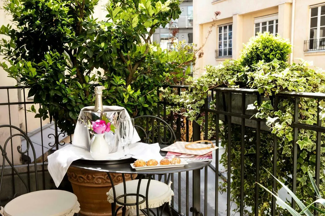 Arioso Hotel Paris 4*,