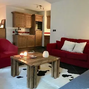 residence-le-paradis-chamonix.hotels-rhonealpes.com/